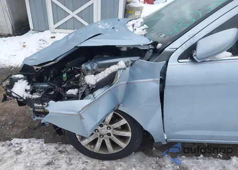 2013 Chrysler 200 Touring из США, поврежденный, VIN 1C3CCBBB3DN539286